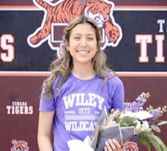 Tenaha athlete signs with Wiley College for soccer