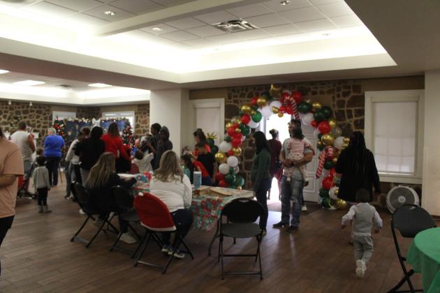 Cookies & Cocoa with Santa has Great Turnout 