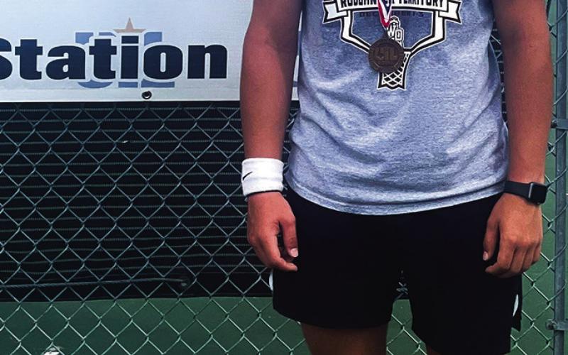 Shelbyville’s Mason ends career with a medal