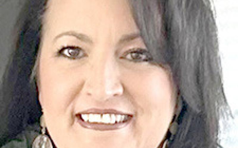 Incumbent (R) Dee Dee Green