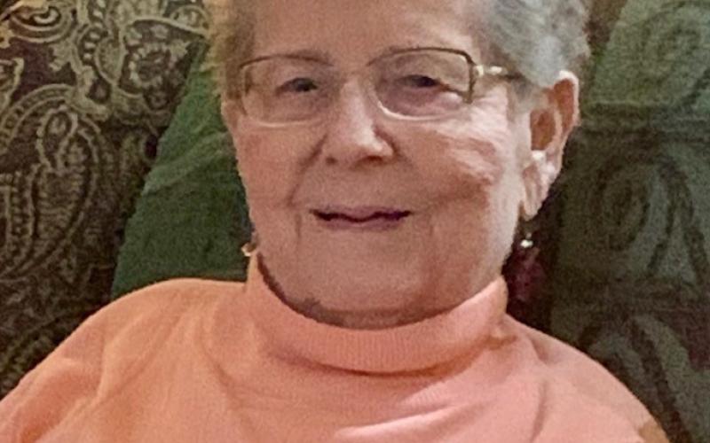 Giovanna (Givvie) Mooney Searcy, 89, of Pasadena, Texas
