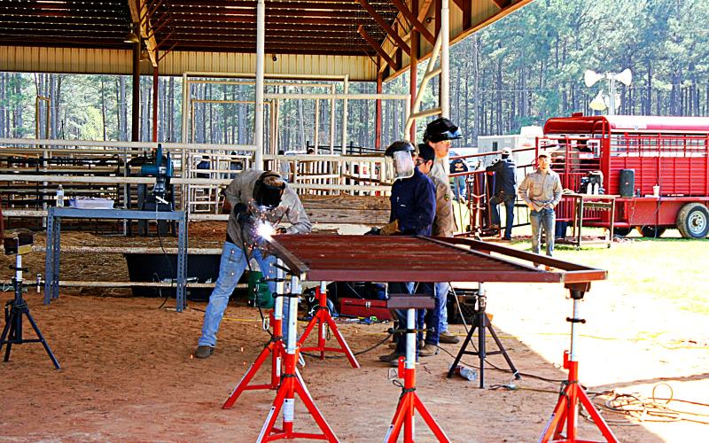 First ‘Build Off’ Event Draws 9 ISDs