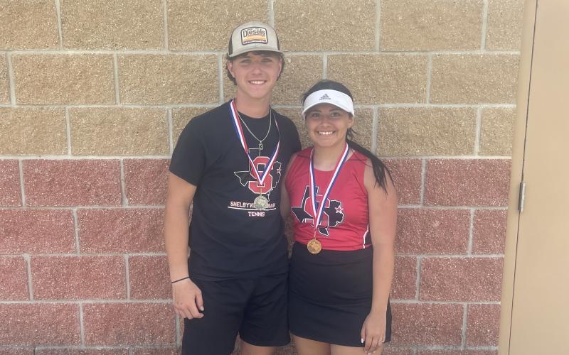 Shelbyville Dragons take 2nd and 3rd at District Tennis