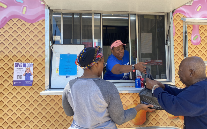 Waffles With a Twist hits Center, Texas