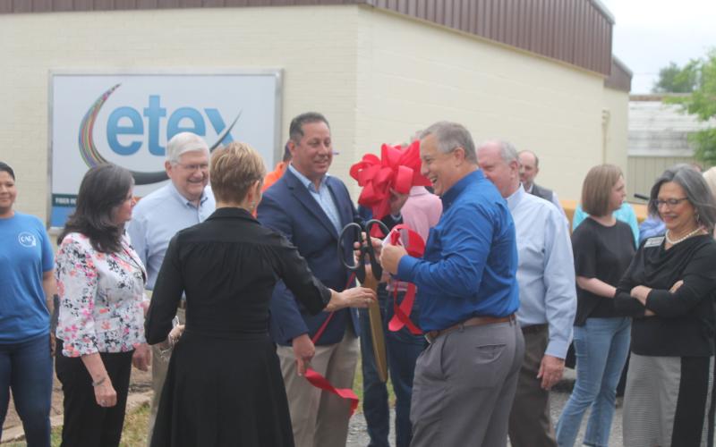 Etex Communications opens new Center location