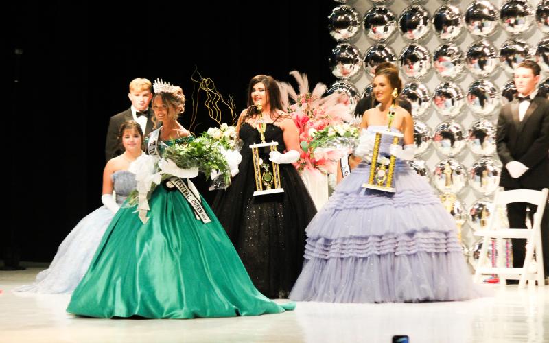 Laura Anne Scull crowned Poultry Festival Queen
