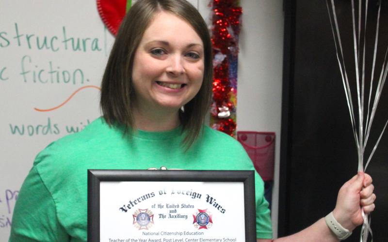 Melissa Muñoz presented VFW Teacher of the Year Award