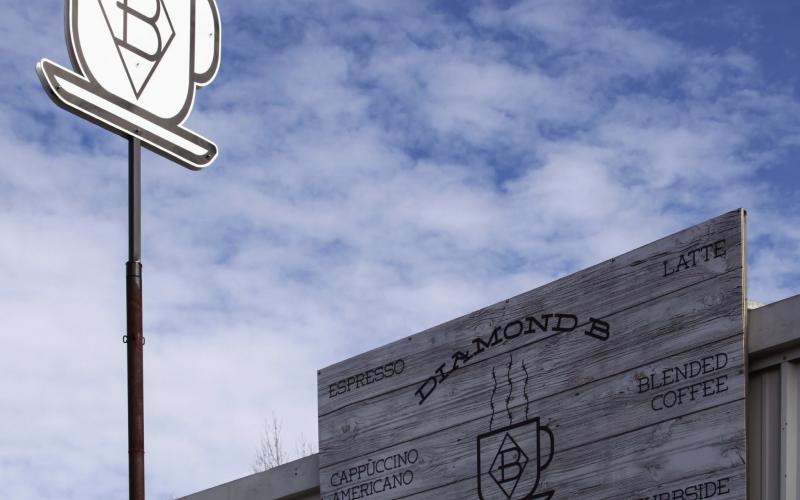 THE DIAMOND B BRAND