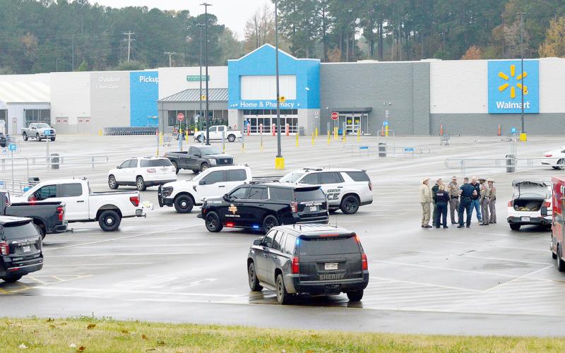 Law enforcement officers and first responders from several different agencies responded to the Walmart bomb threat last Thursday from as far away as Tyler, Montgomery County and DeSoto Parish. David Danley | Light and Champion