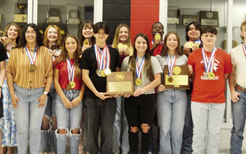 Members of Shelbyville High School’s State-winning UIL team are: (front row, left to right) Malachi Sierra, Angelli Ortiz, Kennedy McArthur, Travis Caporali, Maddie Lout, Elizabeth Marin, Ethan Jackson and Hayden Page. Back row, left to right: Cassidy Greer, Cheyenne Berlin, Kaylin Miller, Brynn Bickham, Aiden Swindle and Justin Filz. Zack Clark | Light and Champion