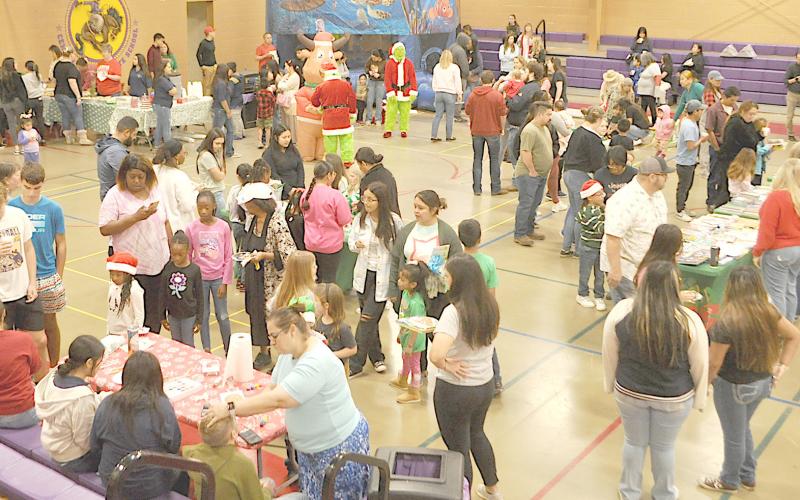 F.L. Moffett hosts Cookies and Cocoa
