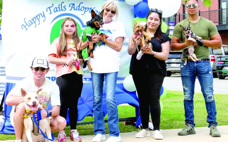 Winners of the contests and raffle drawings were not available at press time Wednesday. Check the Light and Champion website at www. lightandchampion. com for results as they are received, and for more photos from the Bark-a-Rama.