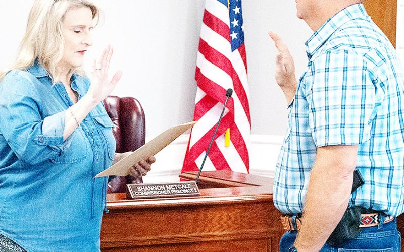 John Pope, former Deputy Constable for Precinct 5, was formally sworn in by Shelby County Judge Allison Harbison as the new Precinct 5 Constable during a ceremony held at 10:00 a.m. on Monday, August 25, in the Commissioners Courtroom on the second floor of the Shelby County Courthouse. The ceremony was witnessed by various other county officials, along with members of Pope’s family. Zack Clark | Light and Champion