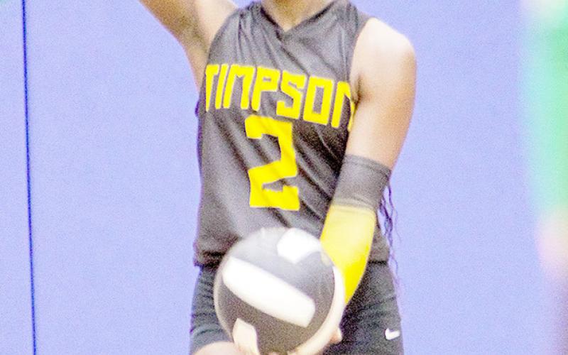 Junior setter Maliah Norris prepares to serve in the Timpson Lady Bears’ match against the Latexo Lady Tigers. Norris helped the team to a win in four sets. Savannah Cassell | Timpson ISD Student Media Intern