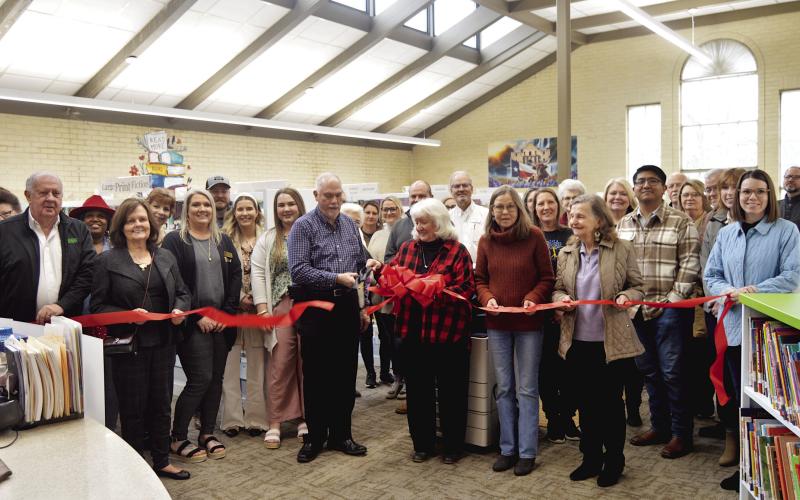 Library hosts anniversary celebration