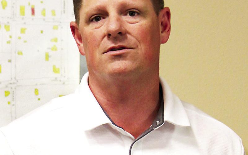 Center Police Chief Ricky King requests the council appoint Bobby Walker as a reserve ofcer for the department. Lisa White | Light and Champion
