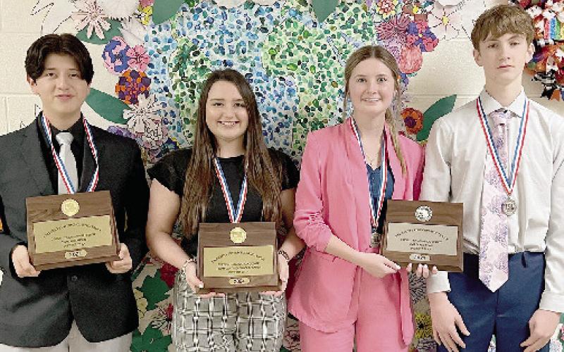 Shelbyville debate places at district competition