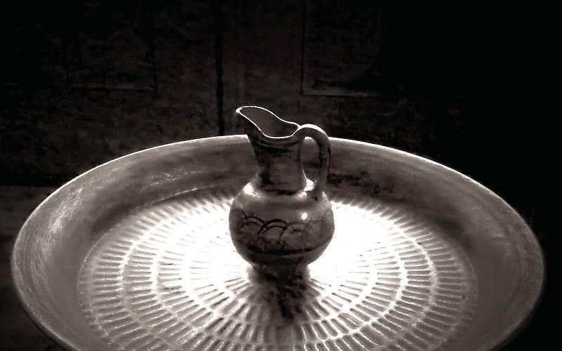 Second Place Favorite ‘Treasures of the Past’ by Jan Carter