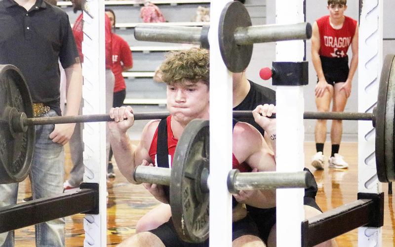 Shelbyville powerlifting teams compete in West Sabine match