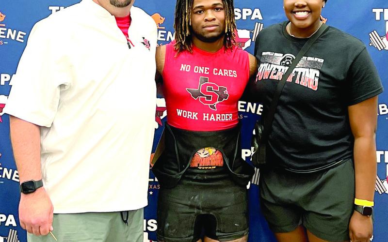 Shelbyville weightlifter places third
