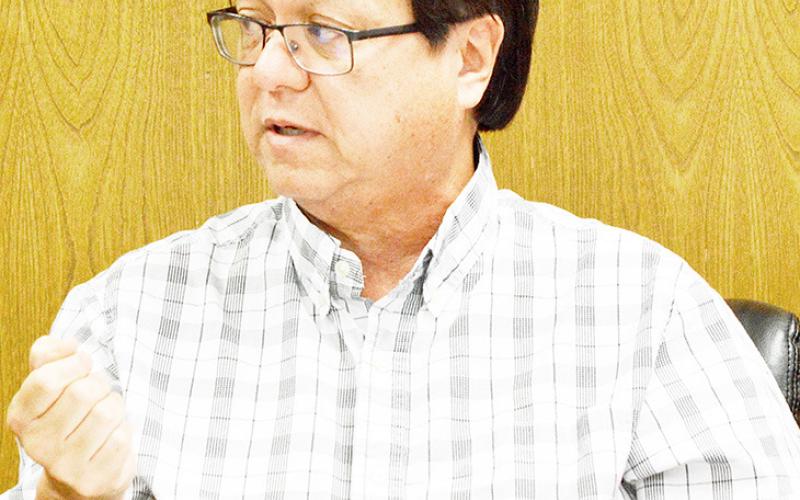 Superintendent Dr. Ray West makes a recommendation concerning SB11 to the Shelbyville ISD board of trustees at its March meeting. David Danley | Light and Champion