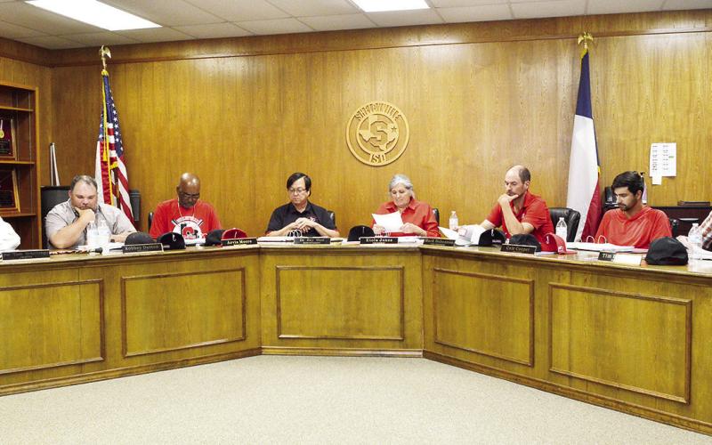 In its main action during its April meeting the the Shelbyville ISD board passed a resolu tion to inform the state that it was not in a position to equip all of the district’s buses with three-point seat belts at this time. David Danley | Light and Champion
