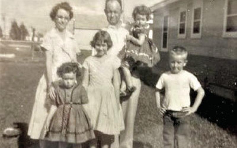 Dickey shares Sparks family history with TAGHS