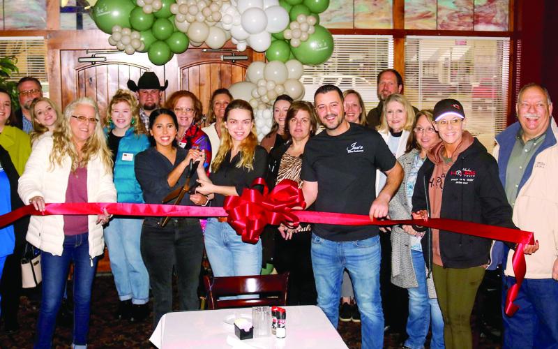 Joe’s Italian Restaurant holds grand opening