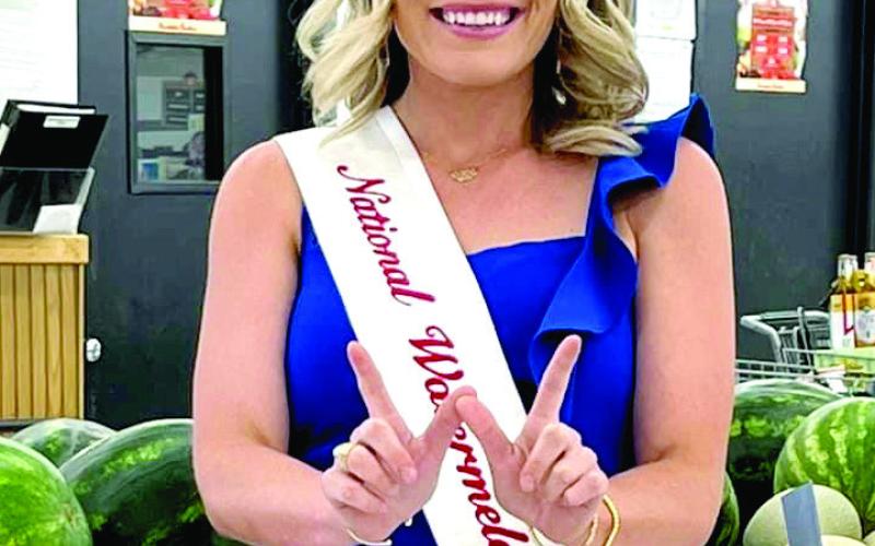 2023 National Watermelon Queen Olivia Johnson,who will be the guest speaker at the July Lunch and Learn set for Wednesday, July 26 at the AgriLife Extension Office in Center, was at Brookshire Brothers in Center recently to promote the National Watermelon Association for Memorial Day weekend. (Delanda Agocs photo/The Light and Champion)