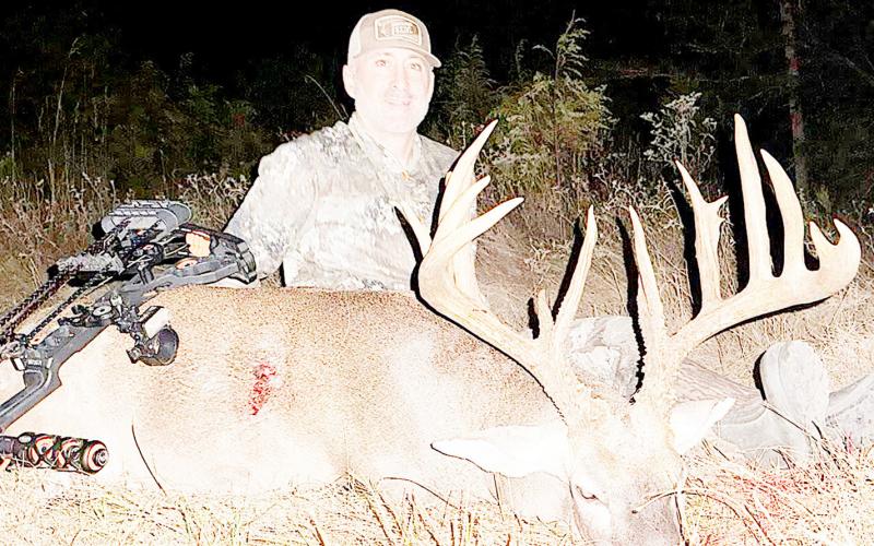 Joe Sinski’s Trinity County 18-pointer is sure to be among the top low fence bucks taken by bow and arrow this season. The buck has been unofficially scored at 191 5/8. Photo courtesy of Joe Sinski