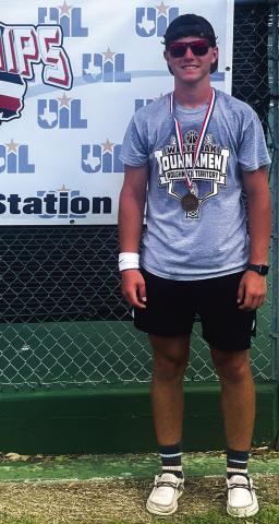 Shelbyville’s Mason ends career with a medal