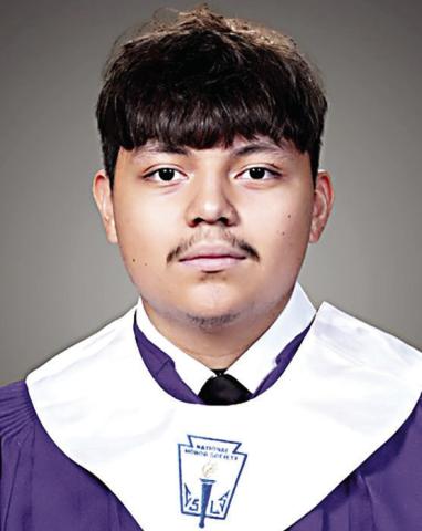 Valedictorian Eliezer Leon