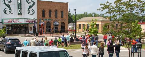 2023 photo taken to honor 1923 downtown scene