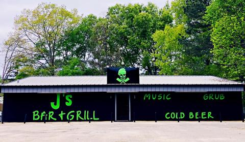 New Member Ribbon Cutting for J's Bar and Grill