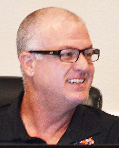 Superintendent Jerrod Campbell gives the Tenaha ISD board of trustees his superintendent’s report at its July meeting. Zack Clark | Light and Champion