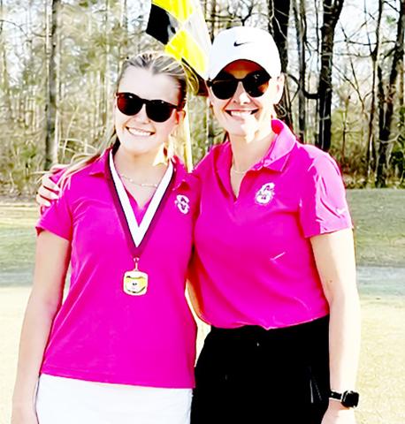 Lloyd captures 3rd place