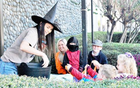 Halloween On The Square
