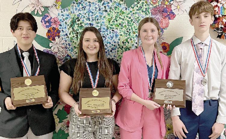 Shelbyville debate places at district competition